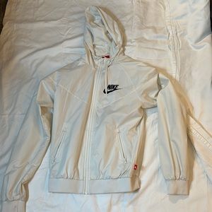 White/cream Nike windbreaker
